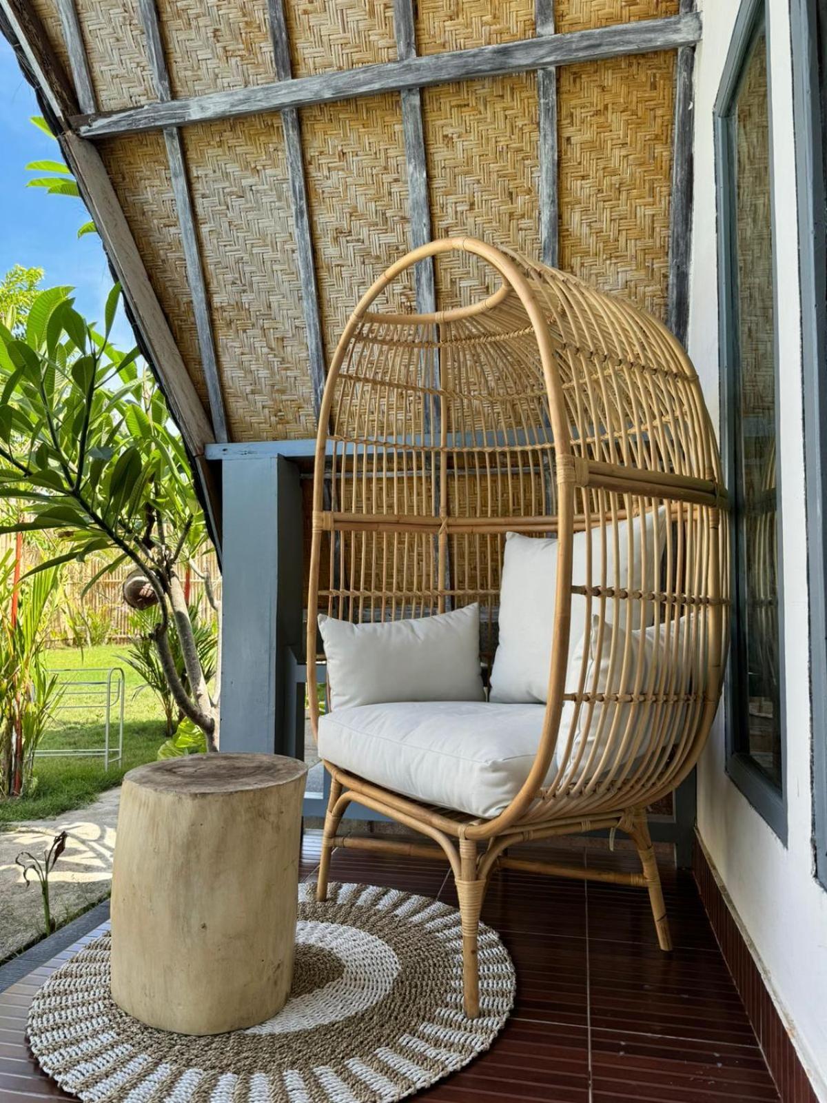 Capacabana Gili Apartment Gili Air Exterior photo