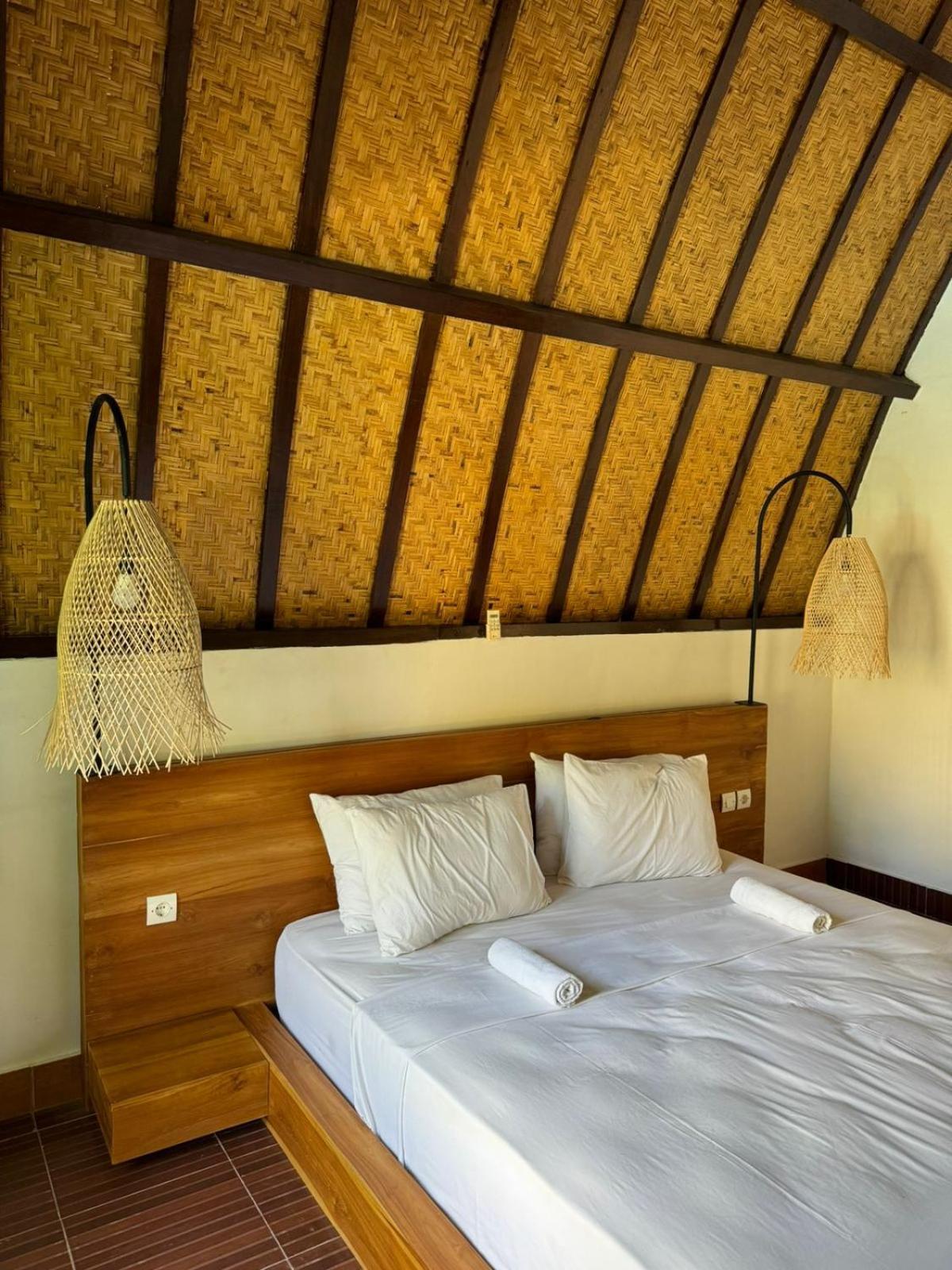 Capacabana Gili Apartment Gili Air Exterior photo